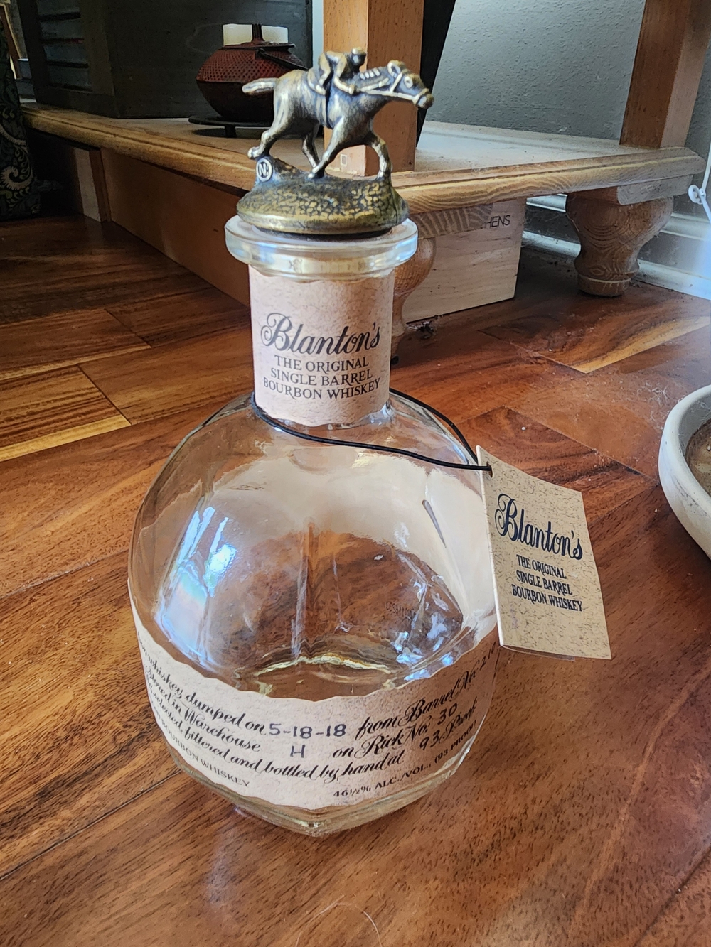 Blanton's Single Barrel Bourbon Decanter with Horse Stopper - Clear/Gold